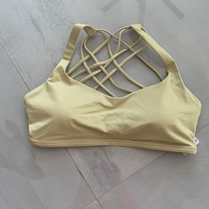 Lululemon free to be wild bra